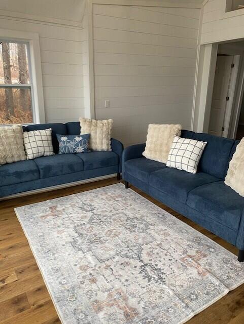 39 Mackenzie Avenue Lincoln ME 04457