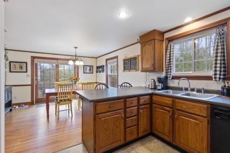 16 Richard Road Gorham ME 04038