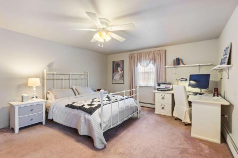 16 Richard Road Gorham ME 04038