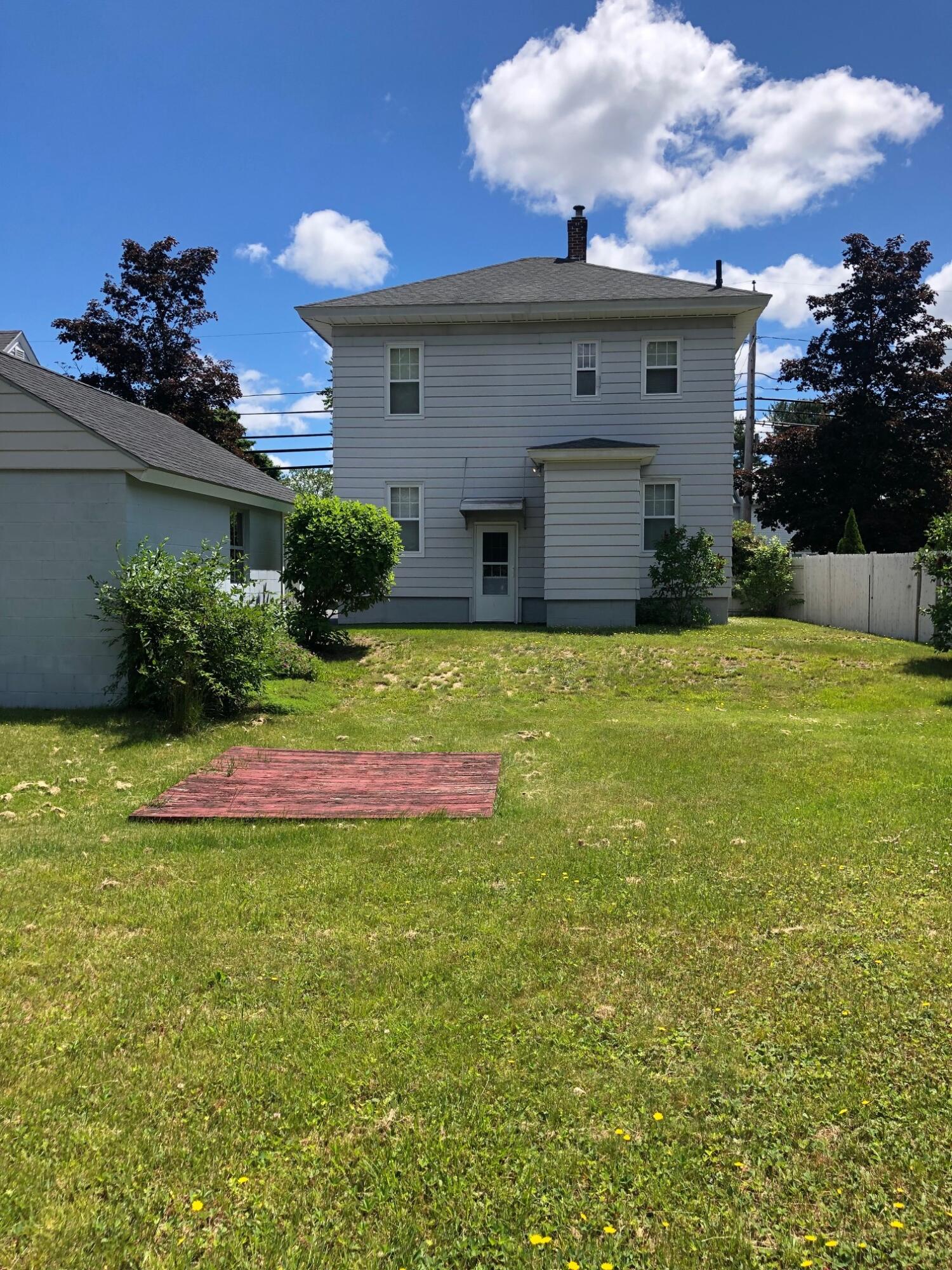 109 Lebanon Street Sanford ME 04073