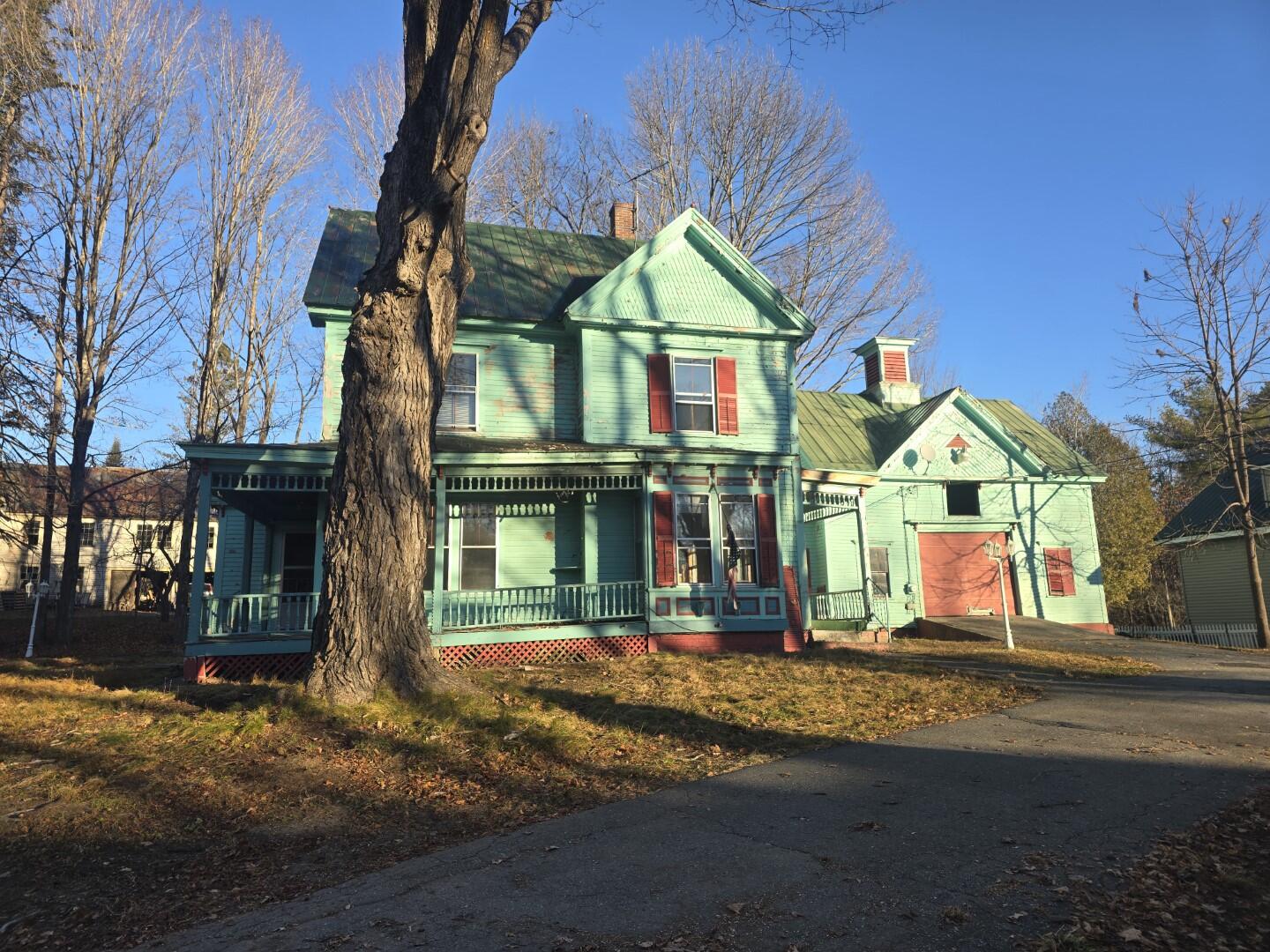 8 Morrill Street Buckfield ME 04220