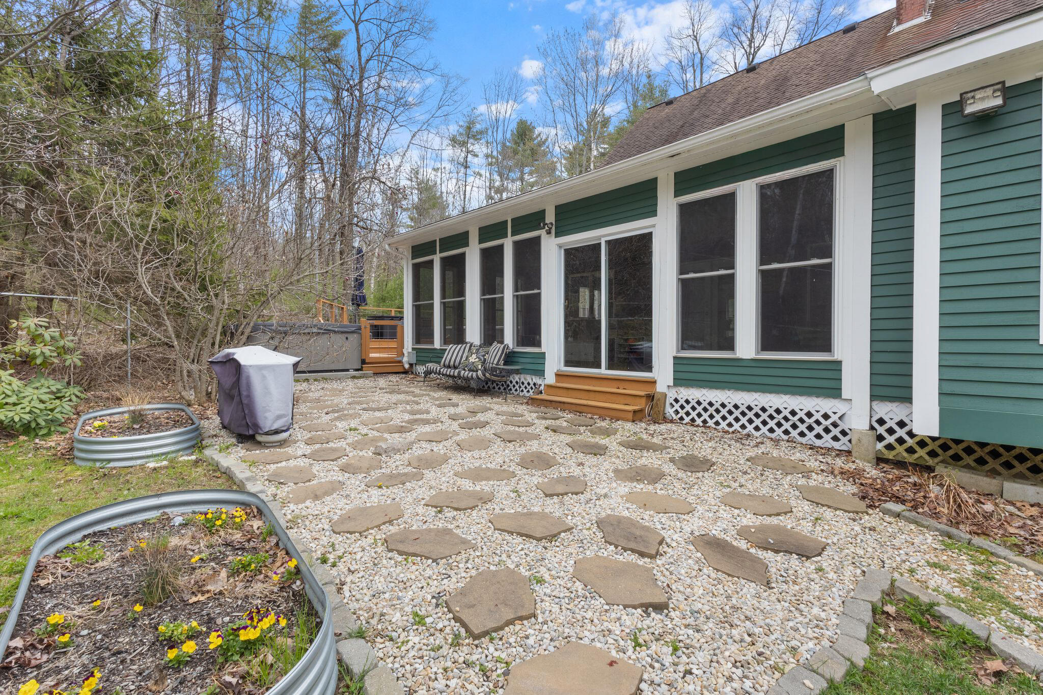 148 Spiller Hill Road Raymond ME 04071