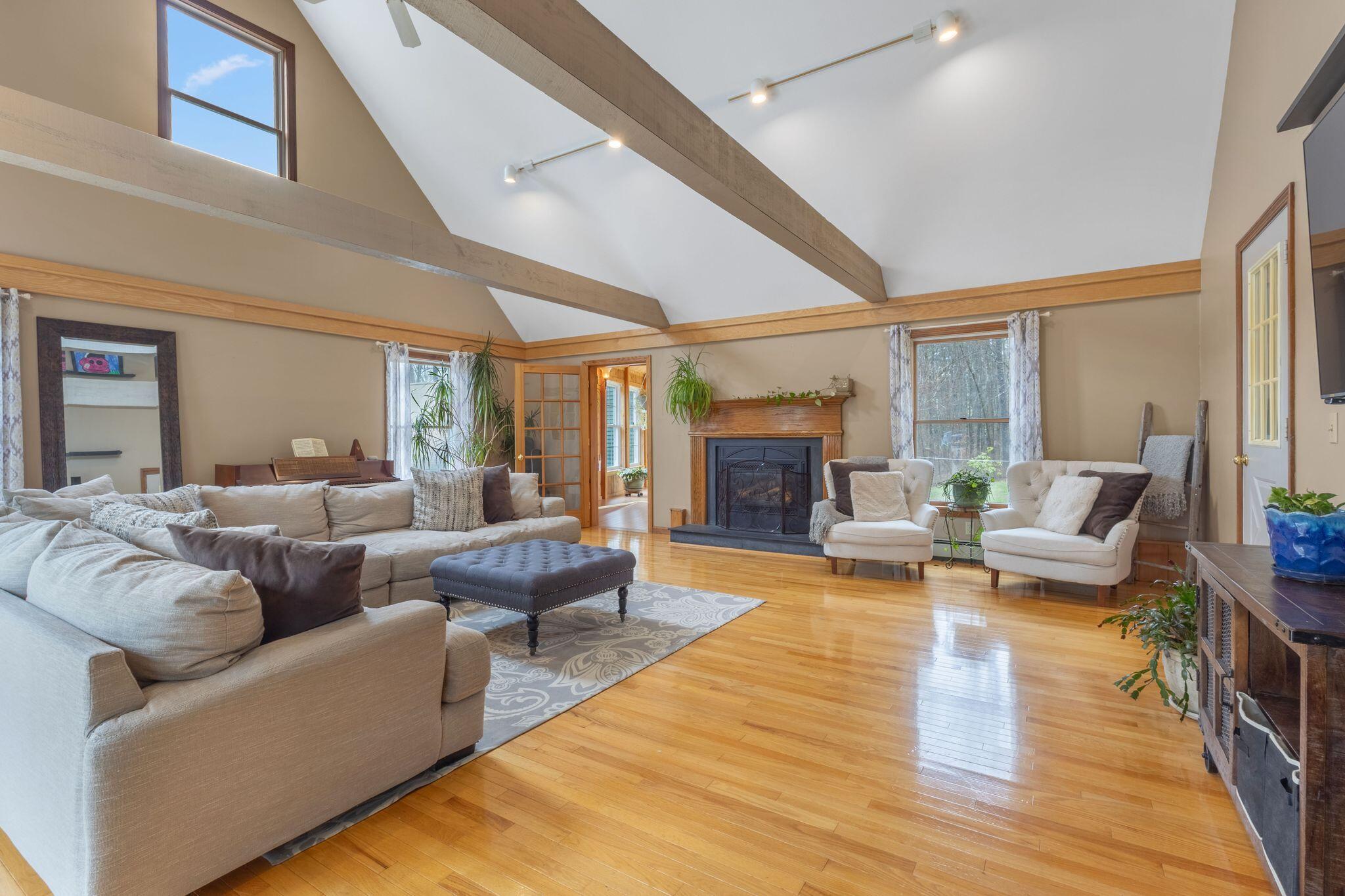 148 Spiller Hill Road Raymond ME 04071