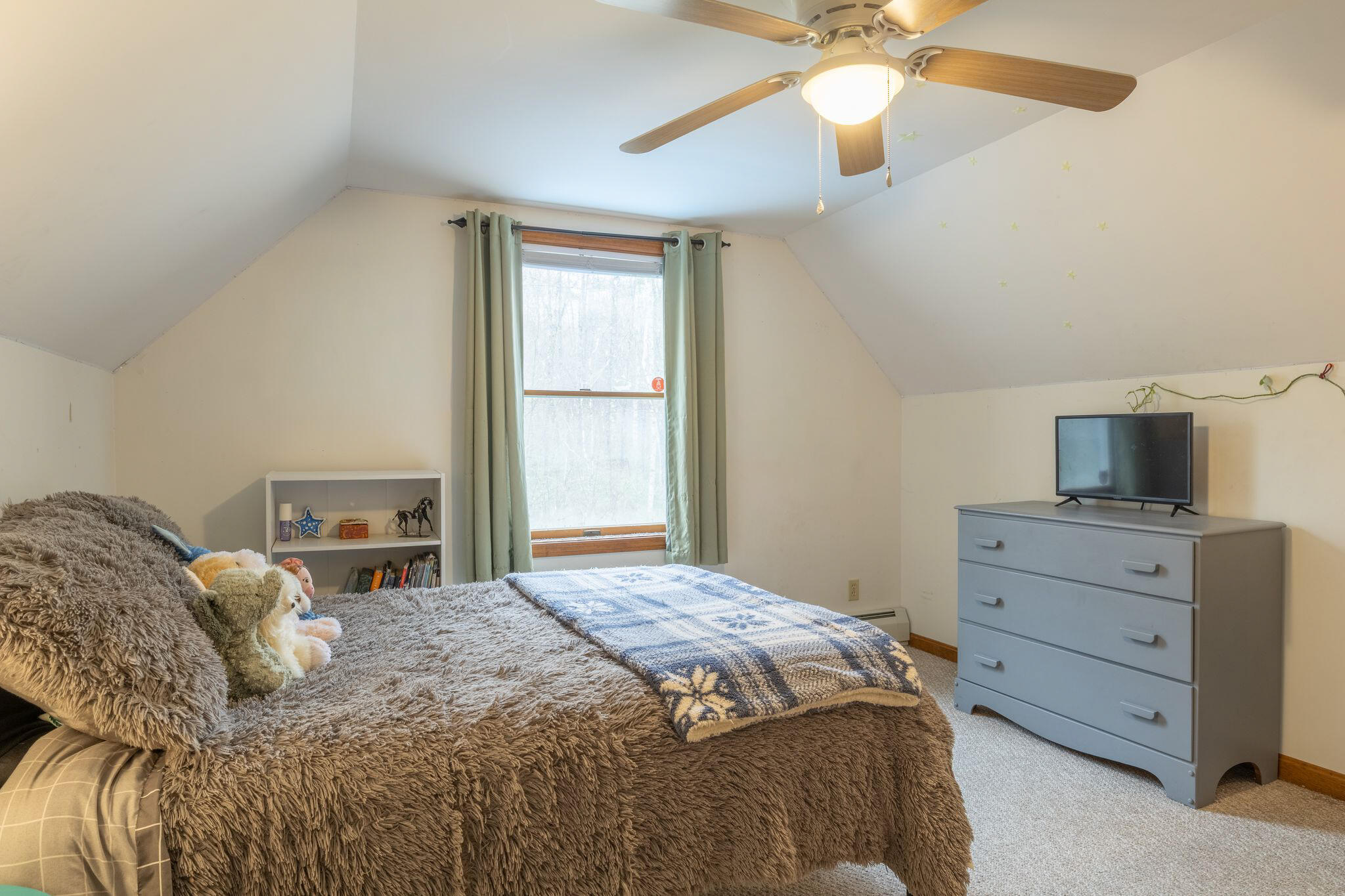 148 Spiller Hill Road Raymond ME 04071