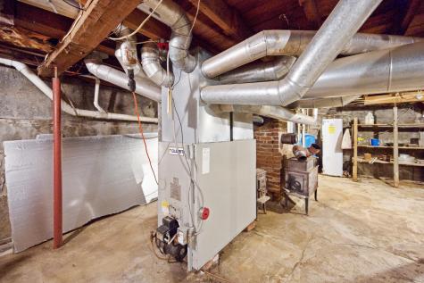 12 Sebasticook Avenue Newport ME 04953