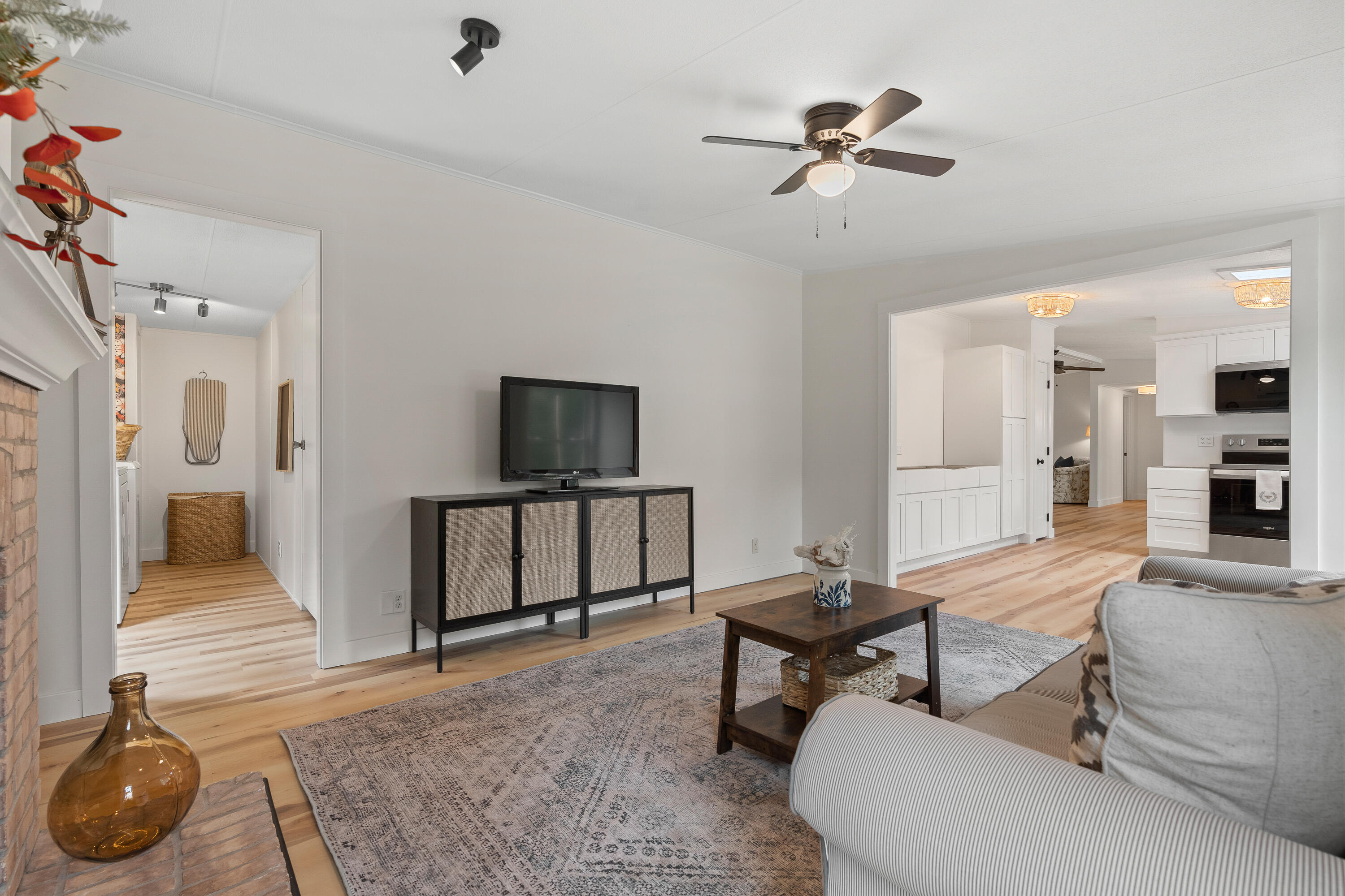 158 Lord Road Buxton ME 04093