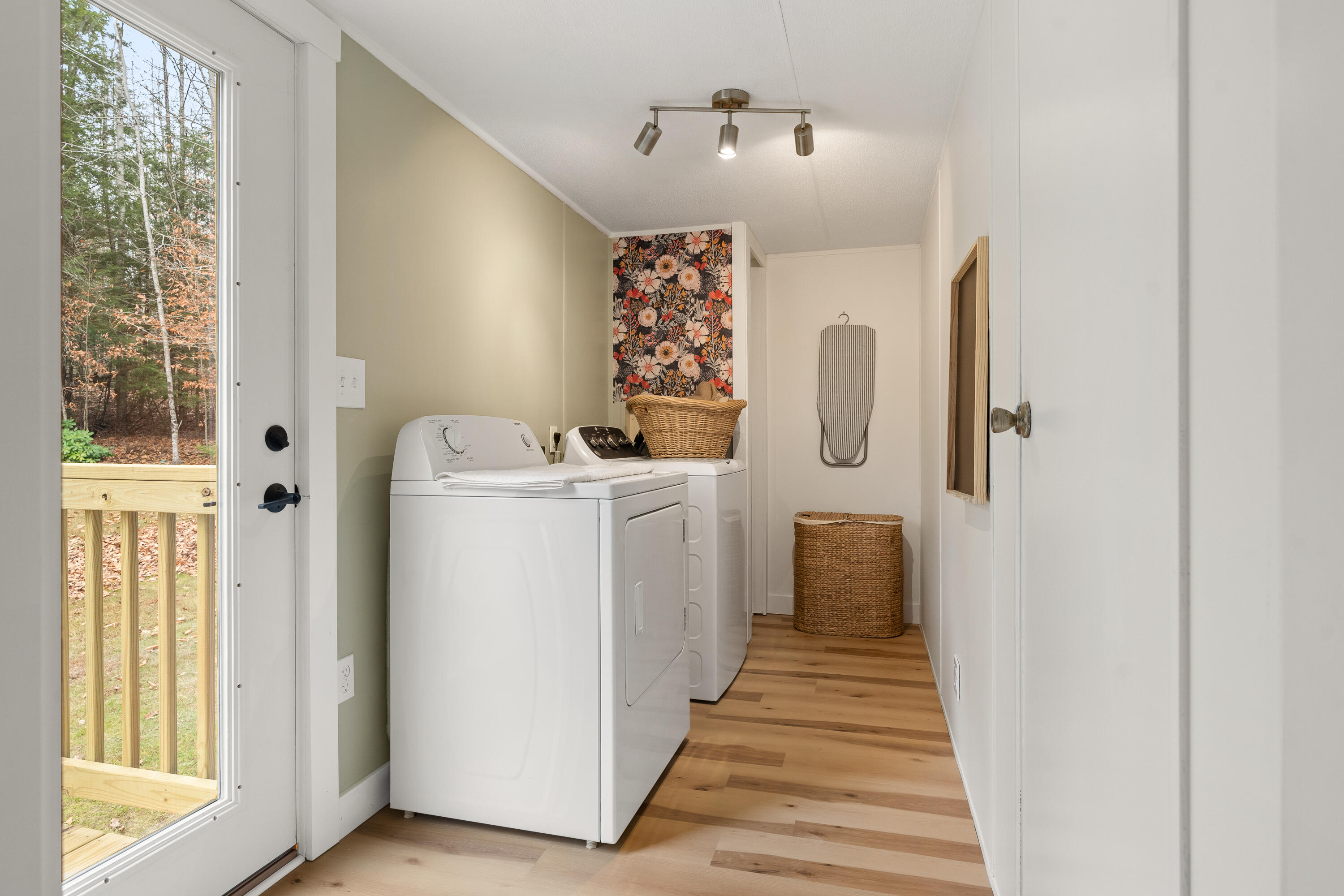 158 Lord Road Buxton ME 04093