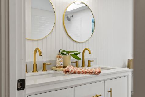 158 Lord Road Buxton ME 04093