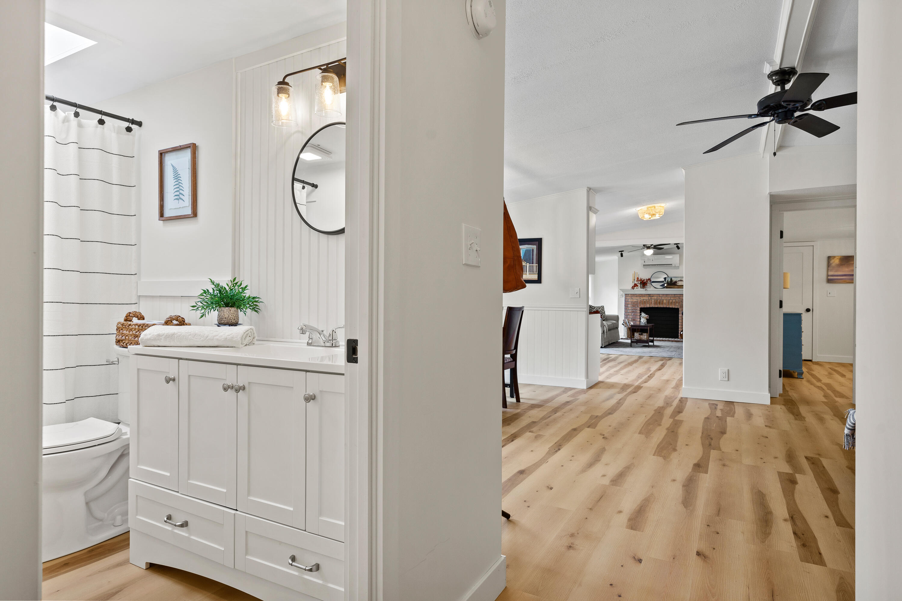 158 Lord Road Buxton ME 04093