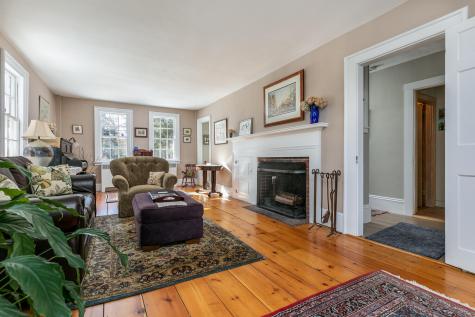 53 Falmouth Road Falmouth ME 04105