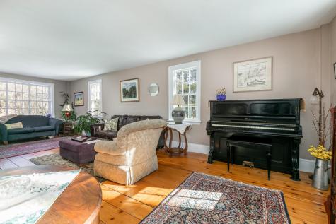 53 Falmouth Road Falmouth ME 04105