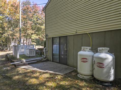 3 County Road York ME 03902