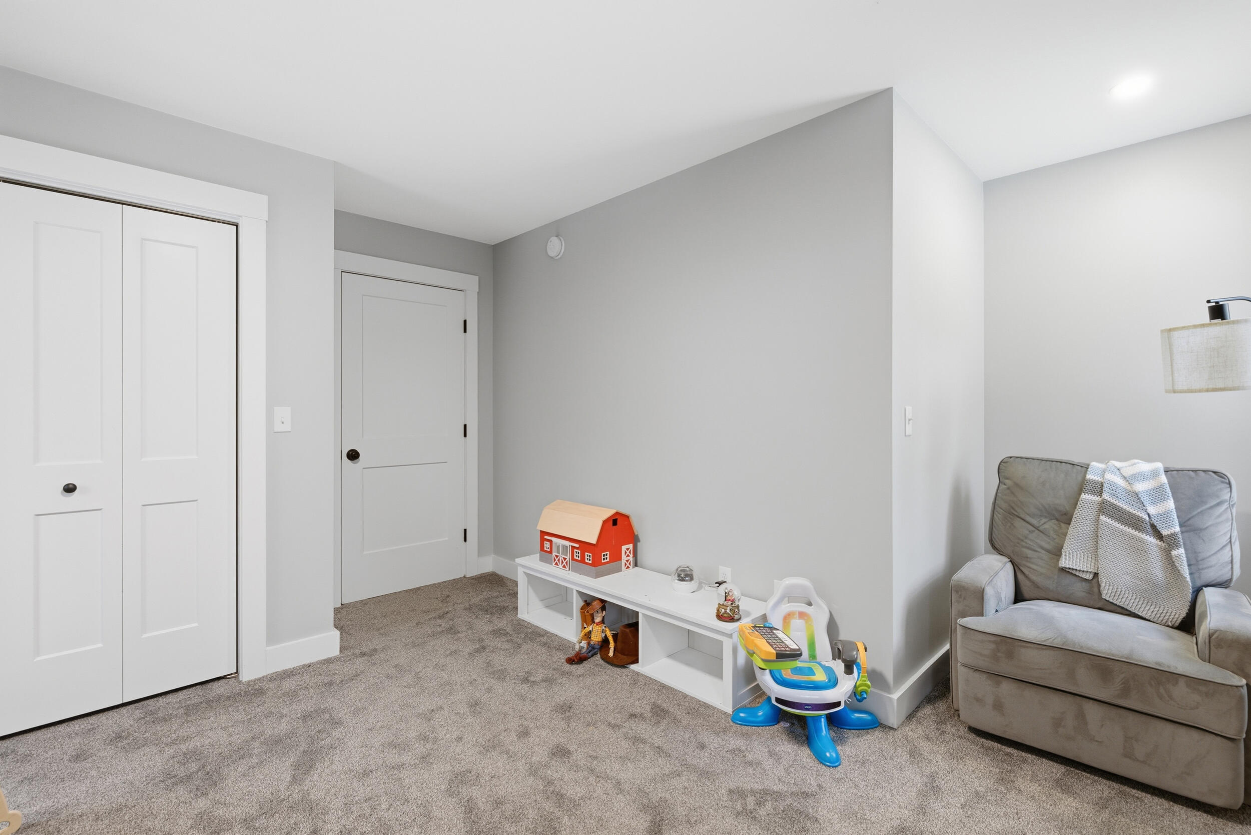 5 Long Lane Road Windham ME 04062