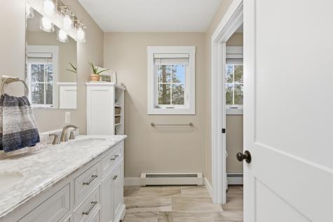 5 Long Lane Road Windham ME 04062