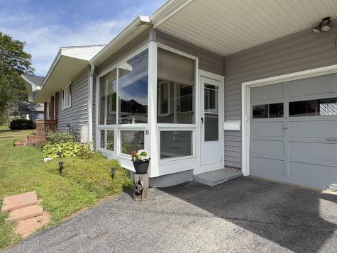 25 Albert Street Lewiston ME 04240