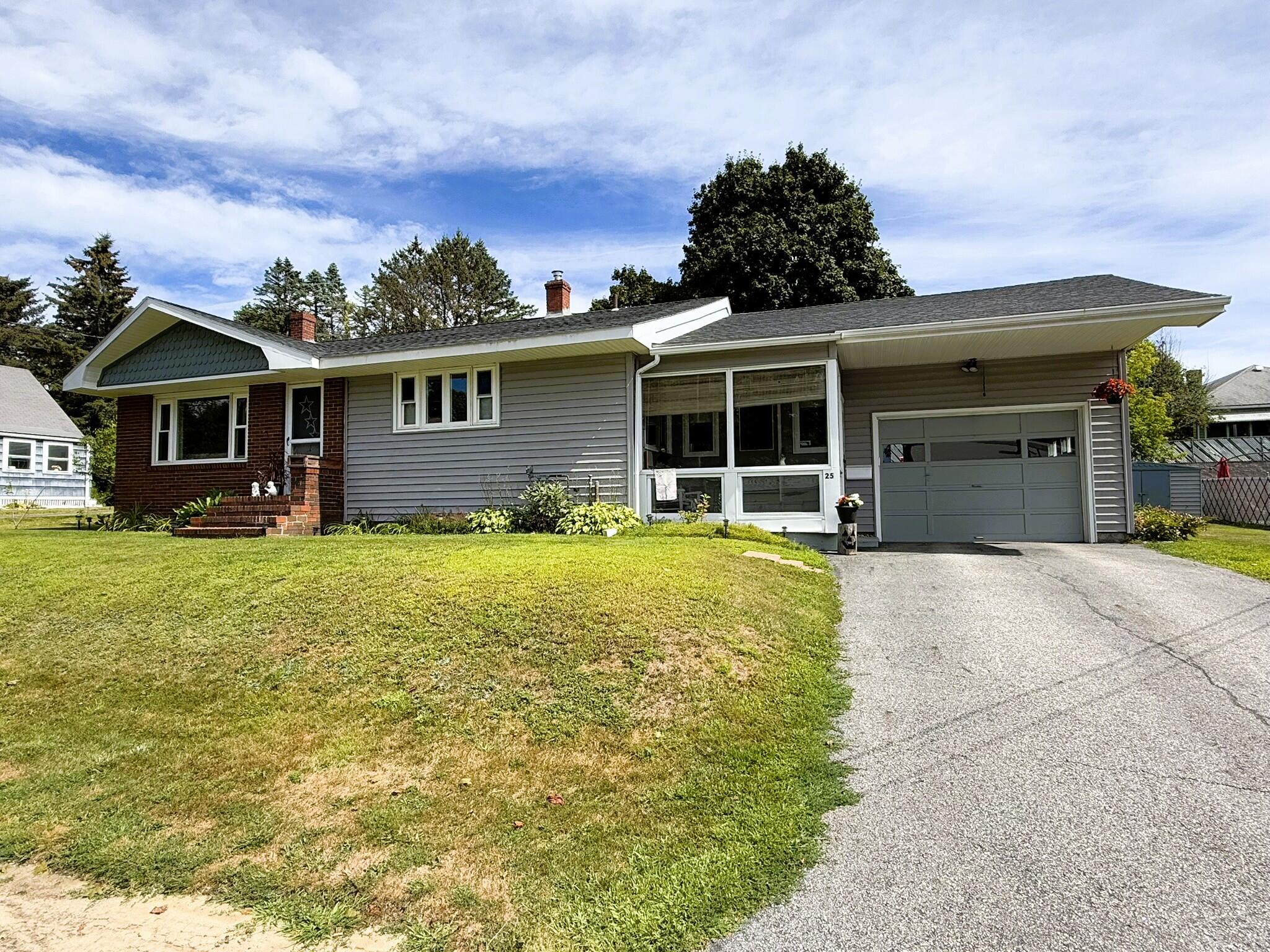 25 Albert Street Lewiston ME 04240