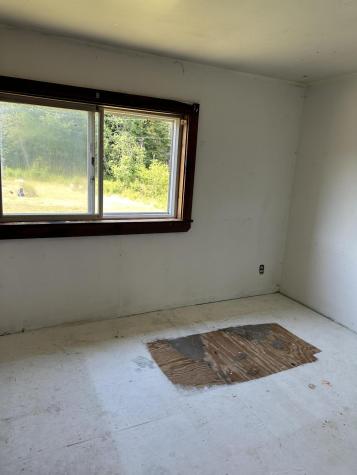 8 Clammers Lane Harrington ME 04643