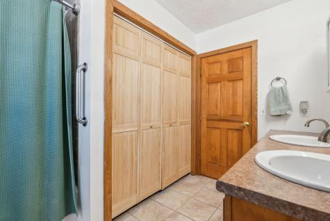 376 Pond Road Lewiston ME 04240