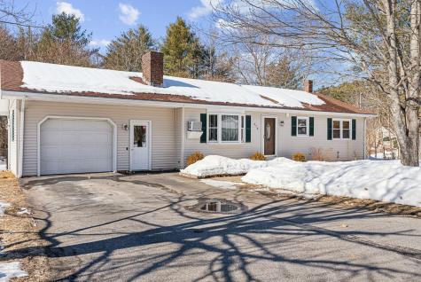 376 Pond Road Lewiston ME 04240