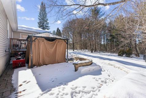 376 Pond Road Lewiston ME 04240