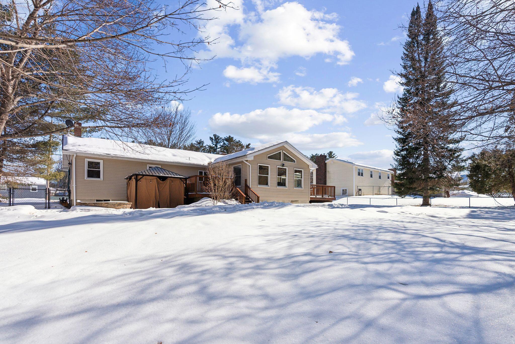 376 Pond Road Lewiston ME 04240