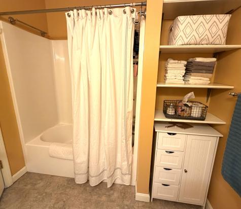 650 Hudson Road Glenburn ME 04401