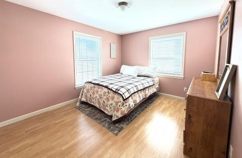 650 Hudson Road Glenburn ME 04401