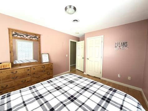 650 Hudson Road Glenburn ME 04401