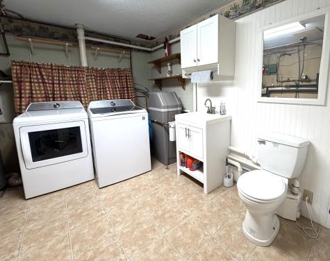 650 Hudson Road Glenburn ME 04401