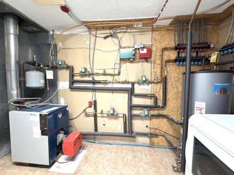 650 Hudson Road Glenburn ME 04401