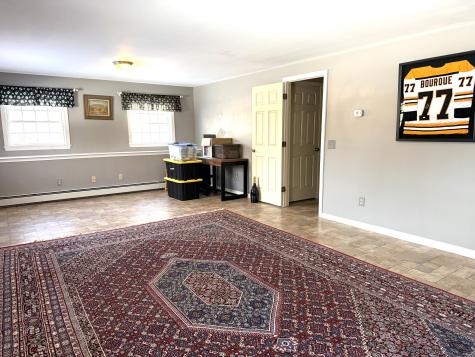 650 Hudson Road Glenburn ME 04401