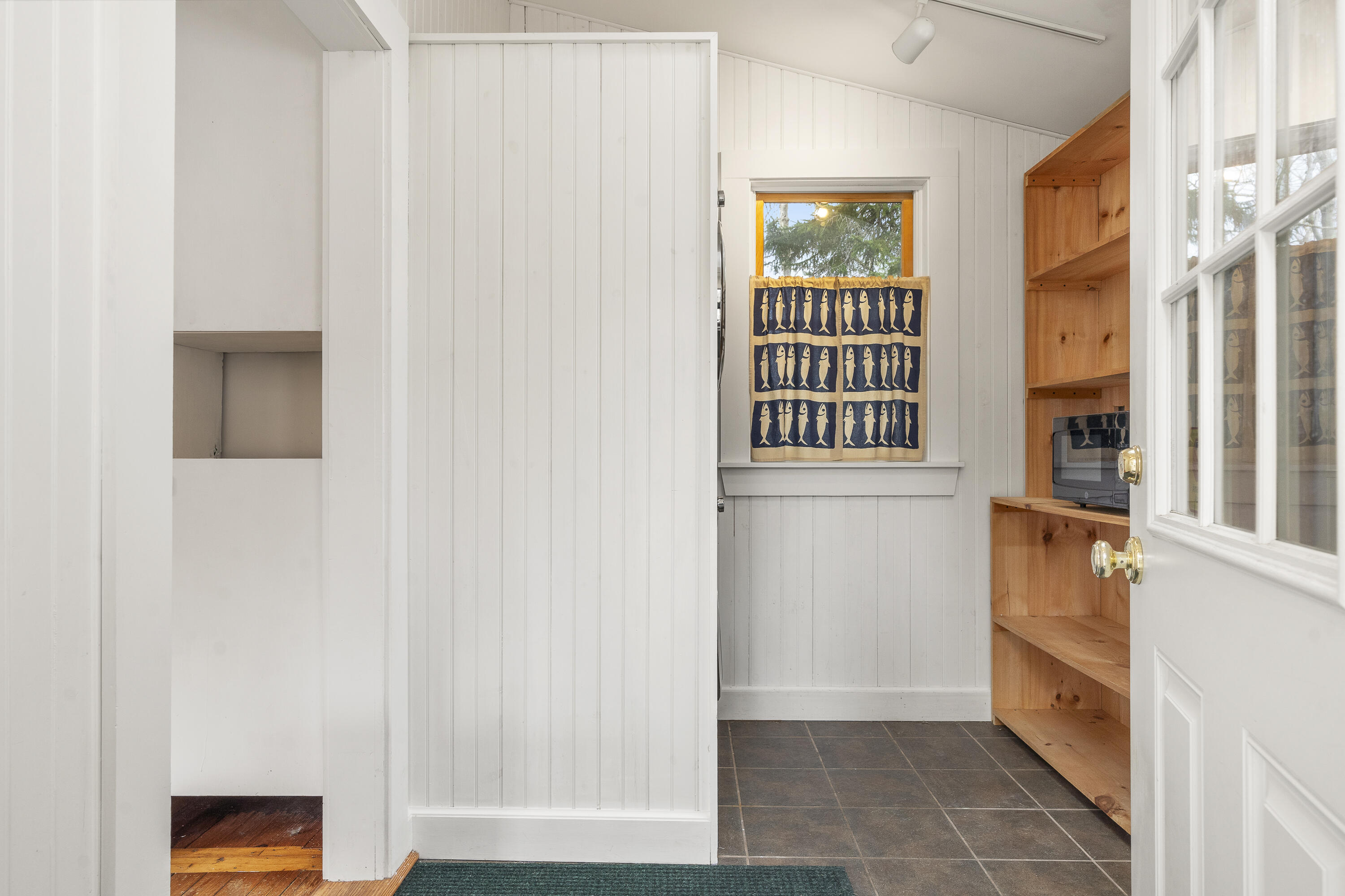 461 Hendricks Hill Road Southport ME 04576