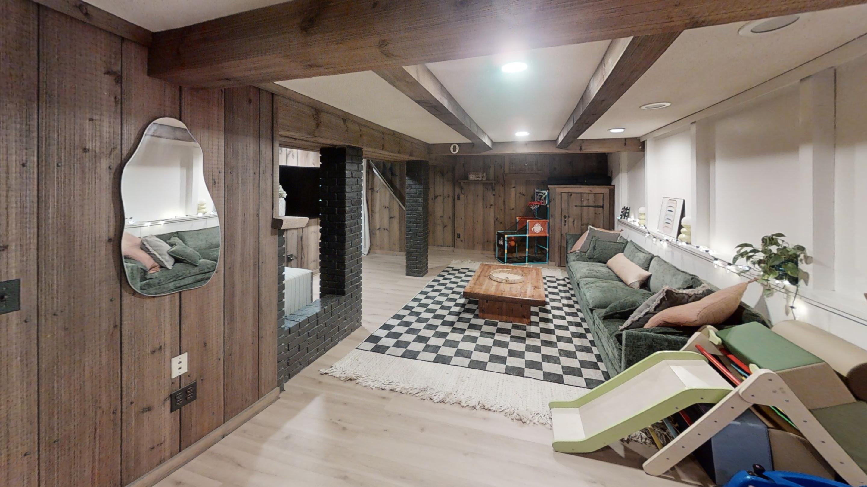 341 River Road Orrington ME 04474