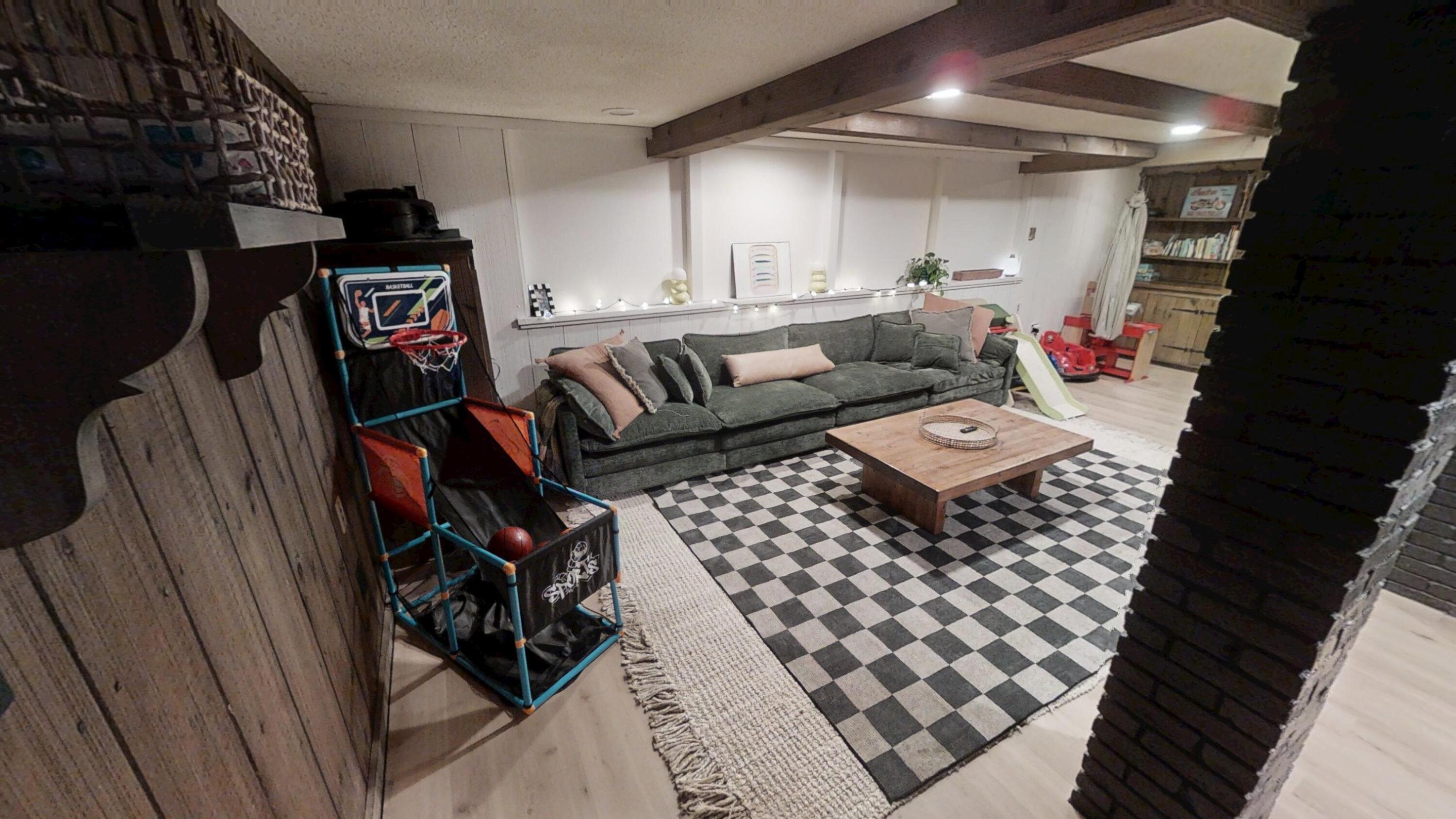 341 River Road Orrington ME 04474