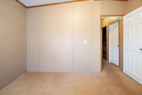 8 Young Avenue Brunswick ME 04011