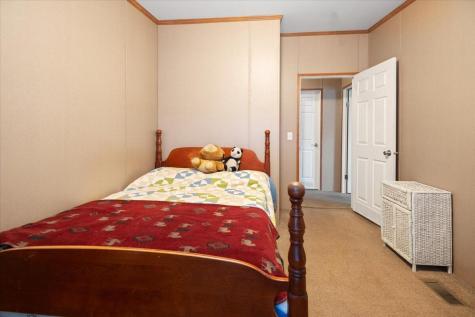 8 Young Avenue Brunswick ME 04011