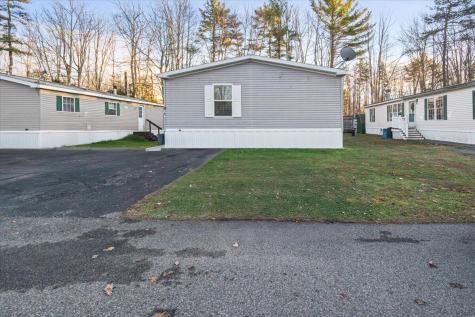 8 Young Avenue Brunswick ME 04011