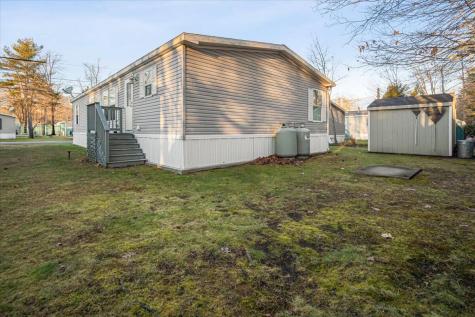 8 Young Avenue Brunswick ME 04011