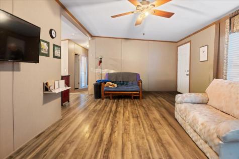 8 Young Avenue Brunswick ME 04011