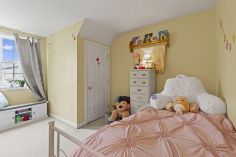 5 Izzy Lane Kittery ME 03904