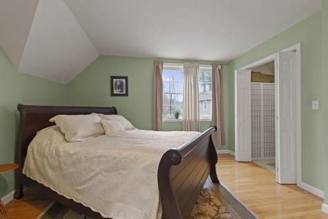 5 Izzy Lane Kittery ME 03904