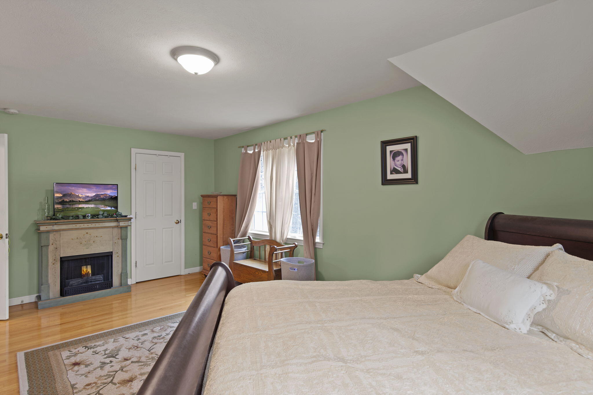 5 Izzy Lane Kittery ME 03904
