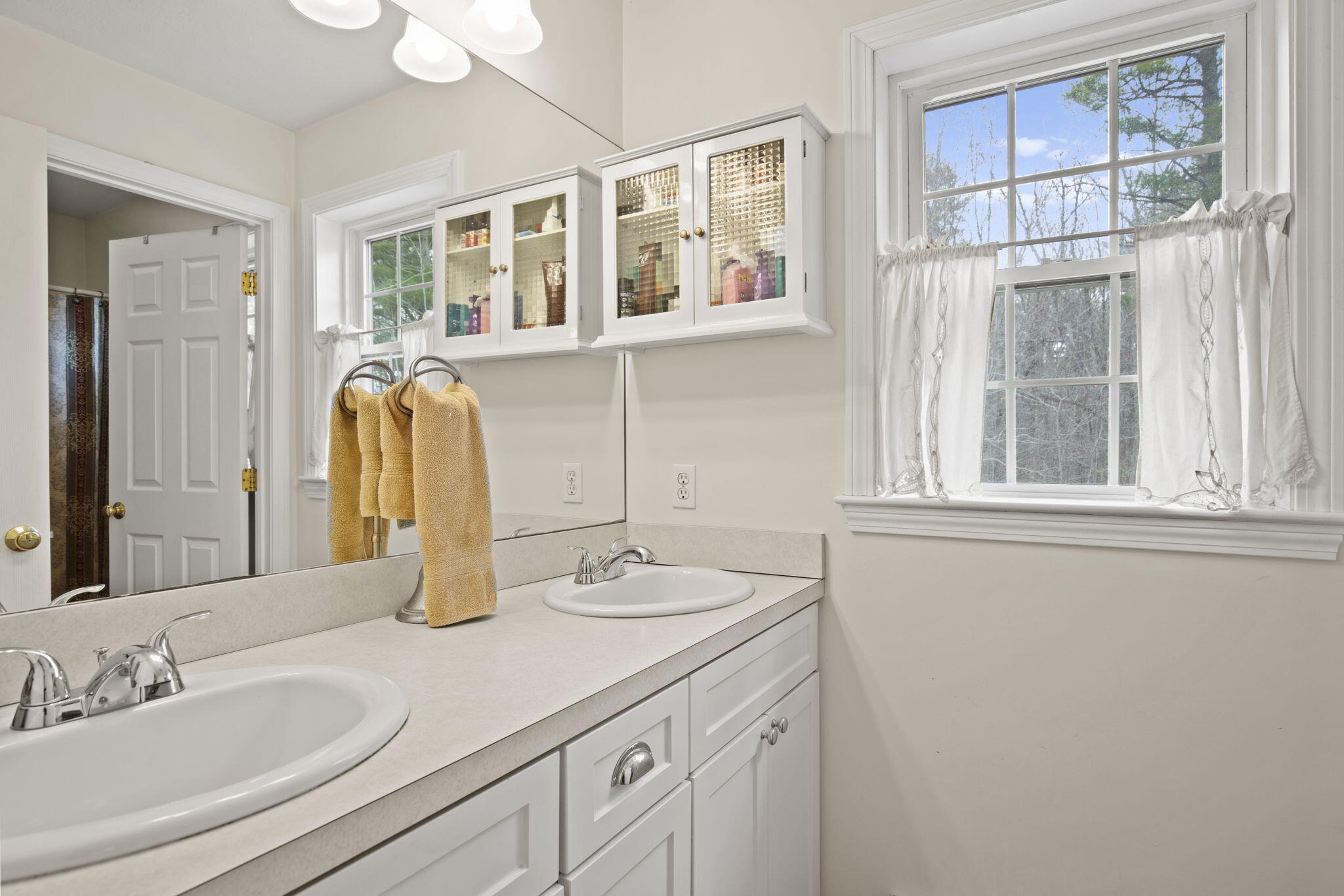 5 Izzy Lane Kittery ME 03904