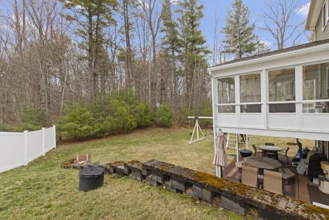 5 Izzy Lane Kittery ME 03904