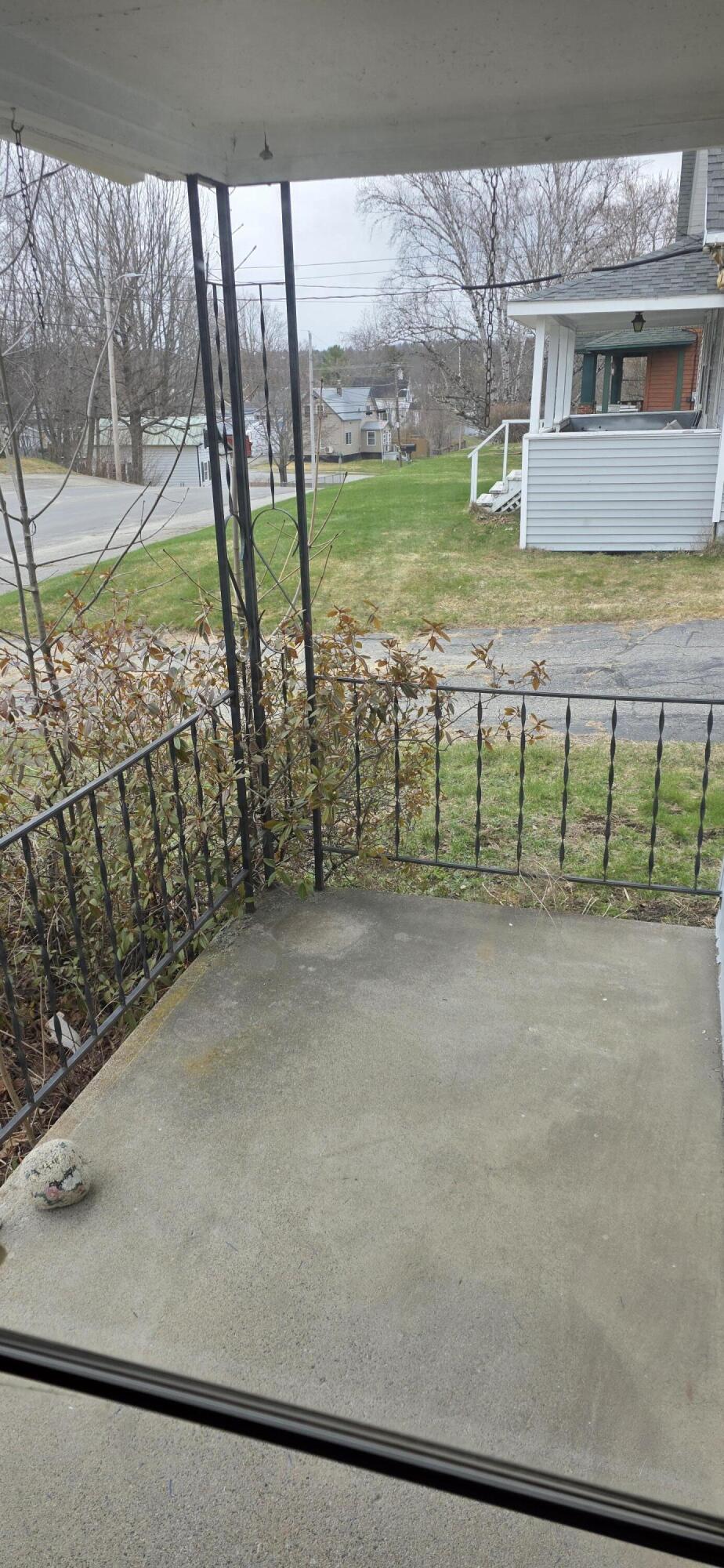 16 Western Avenue East Millinocket ME 04430