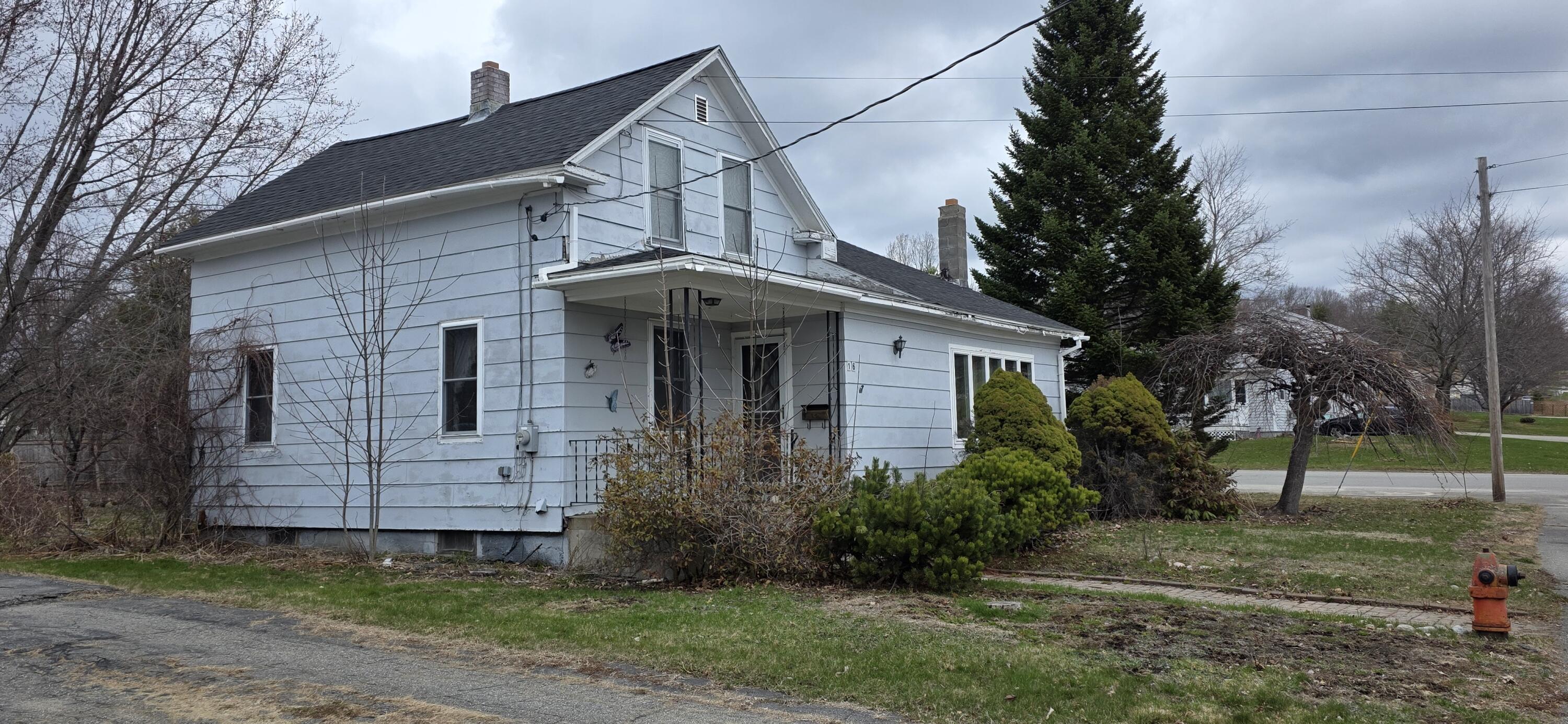 16 Western Avenue East Millinocket ME 04430