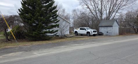 16 Western Avenue East Millinocket ME 04430