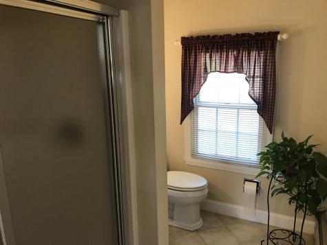 4 Woodside Drive Lewiston ME 04240