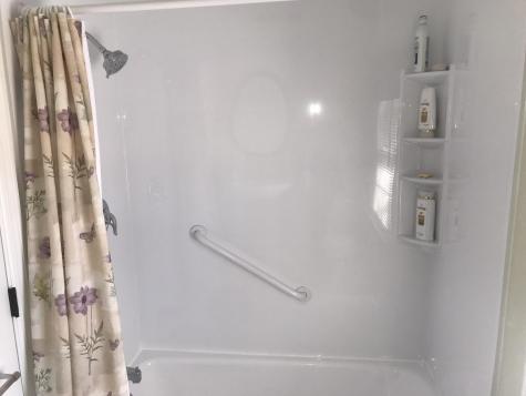 4 Woodside Drive Lewiston ME 04240