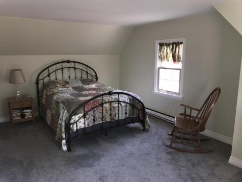 4 Woodside Drive Lewiston ME 04240